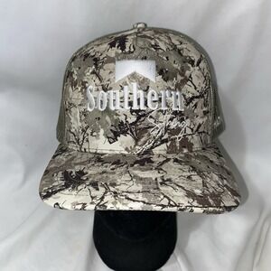 Southern String Hat Co Camo Trucker Snapback Cap NWOT